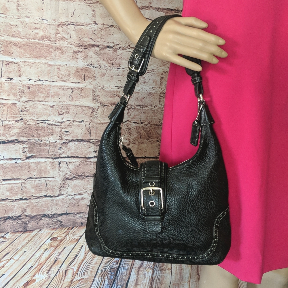 COACH PEBBLED LEATHER HAMPTONS HOBO BAG